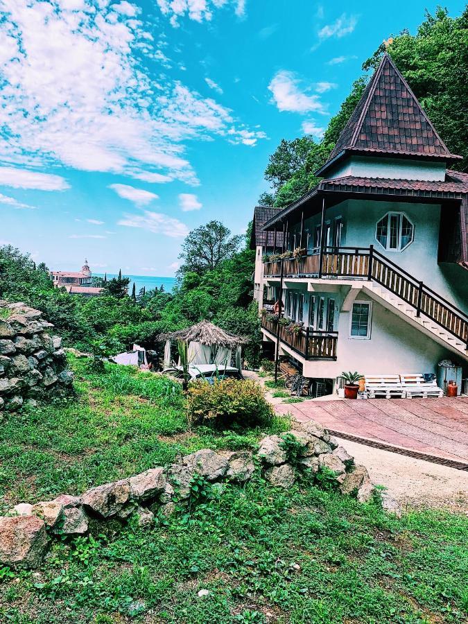Guest House Chalet Agave Gagra Ngoại thất bức ảnh